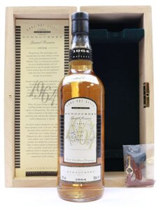 Dungourney 1964 Pot Still 30 Year Old by Midleton product photo